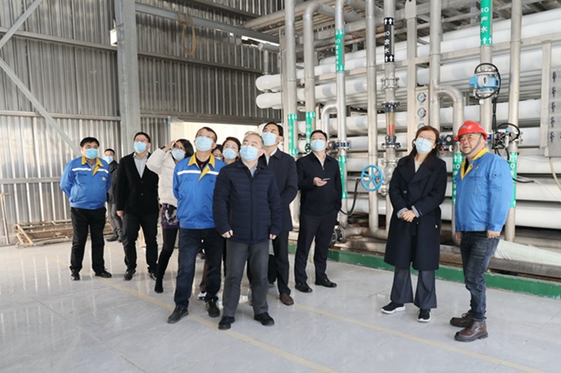 2022年12月15日，時(shí)任浙江省發(fā)展改革委黨組成員、副主任吳紅梅蒞臨景興紙業(yè)調(diào)研企業(yè)用能、節(jié)能工作