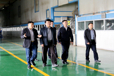 2019年5月8日，時任國家水利部原總工程師、水利部參咨委副主任委員汪洪蒞臨景興紙業(yè)調(diào)研節(jié)水工作